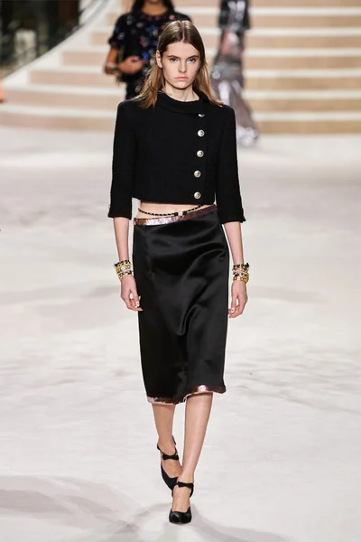 Look 42
